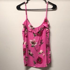 🌸NWOT FLORAL PINK TOP🌸